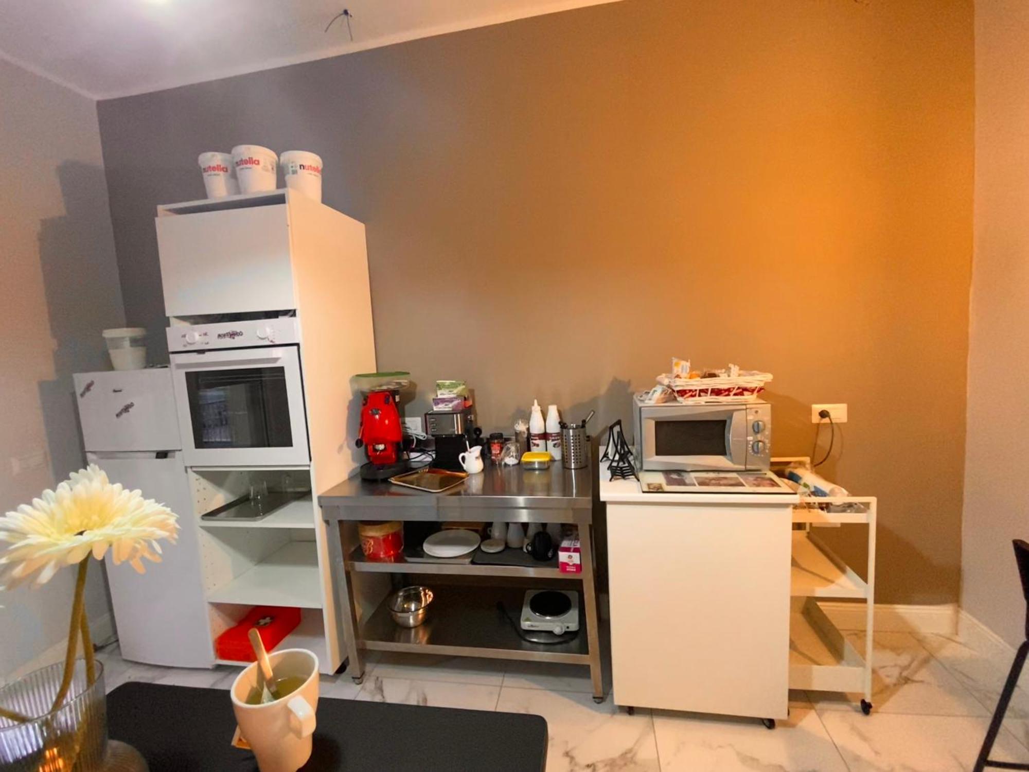 La Dimora Di Marti " Vicino Al Centro Storico Di Napoli" Bed & Breakfast Bagian luar foto