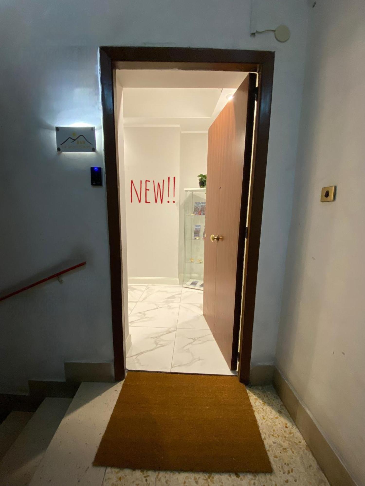 La Dimora Di Marti " Vicino Al Centro Storico Di Napoli" Bed & Breakfast Bagian luar foto