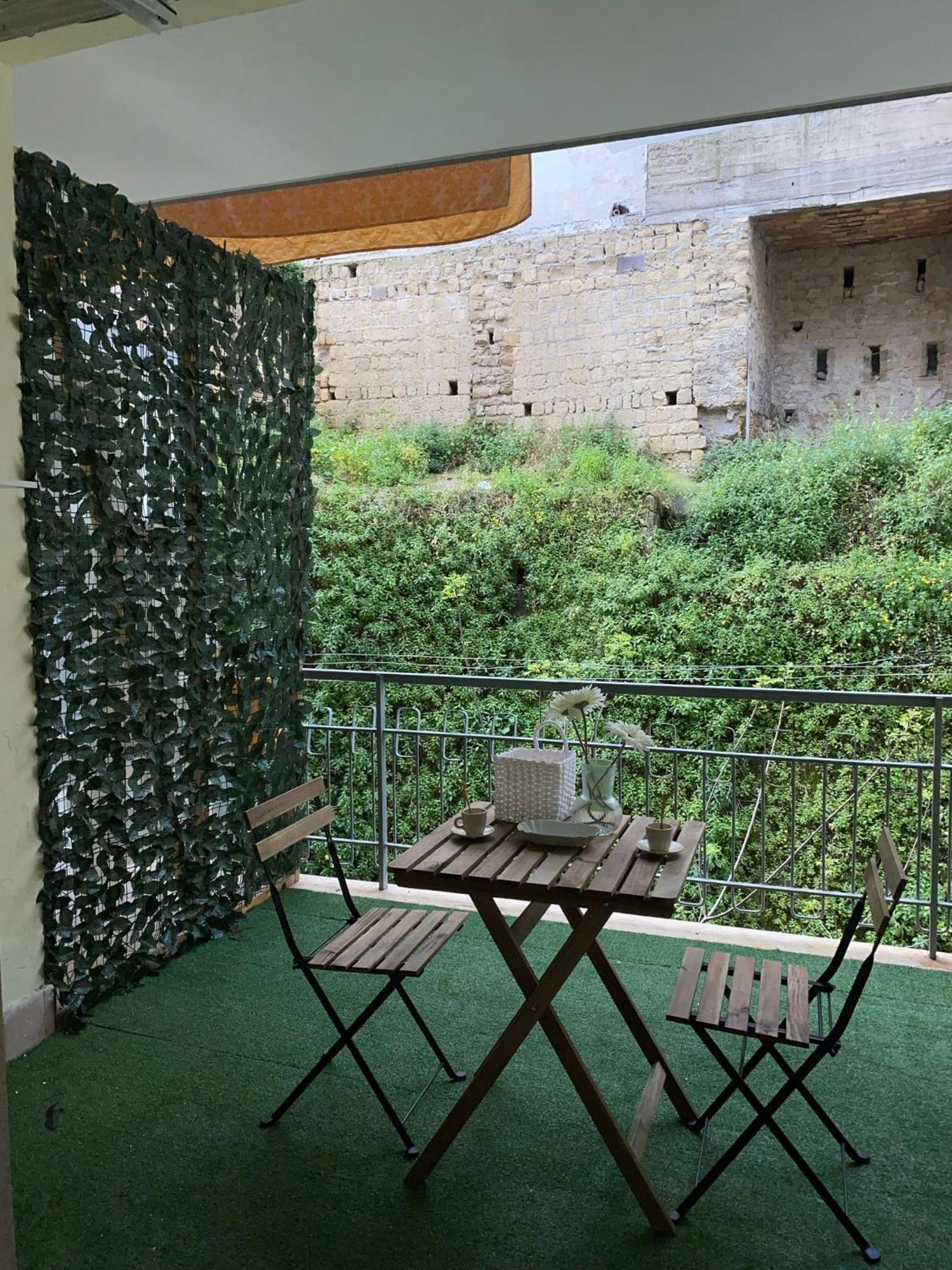 La Dimora Di Marti " Vicino Al Centro Storico Di Napoli" Bed & Breakfast Bagian luar foto