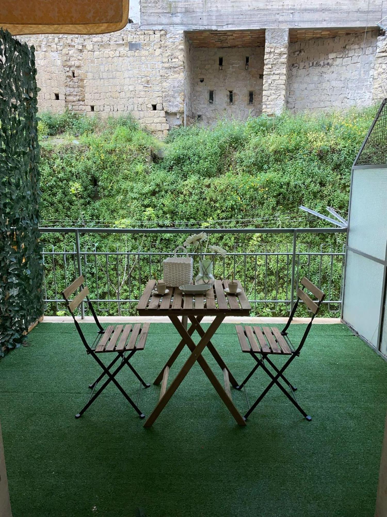 La Dimora Di Marti " Vicino Al Centro Storico Di Napoli" Bed & Breakfast Bagian luar foto